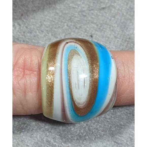 Lampwork Glass White Blue And Gold Tone Ring Size 7 - Picture 4 of 9